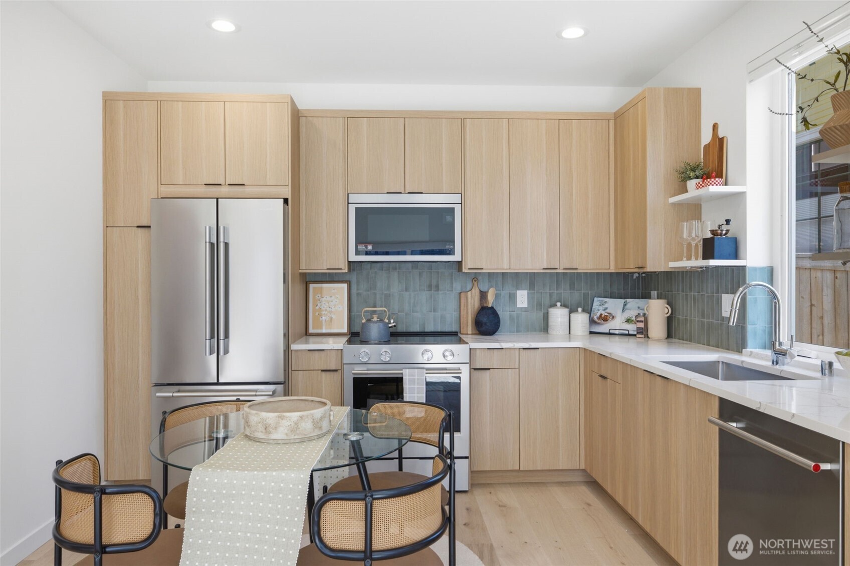 4117 Southwest Juneau Street Seattle, WA 98136 - Photo 14 of 40