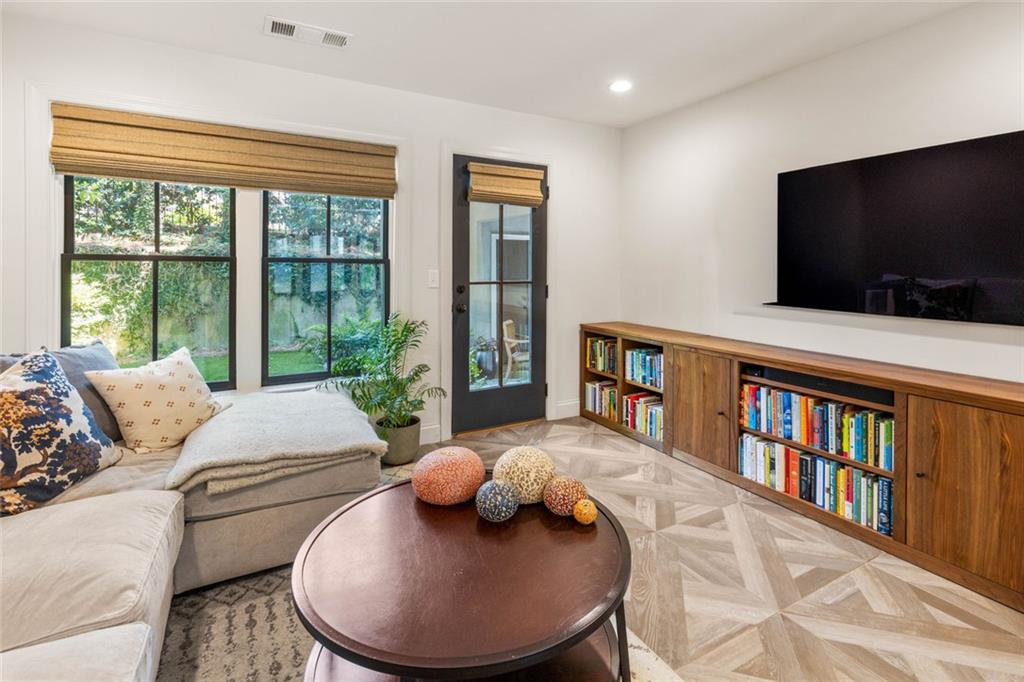 506 Bismark Road Northeast Atlanta, GA 30324 - Photo 16 of 45