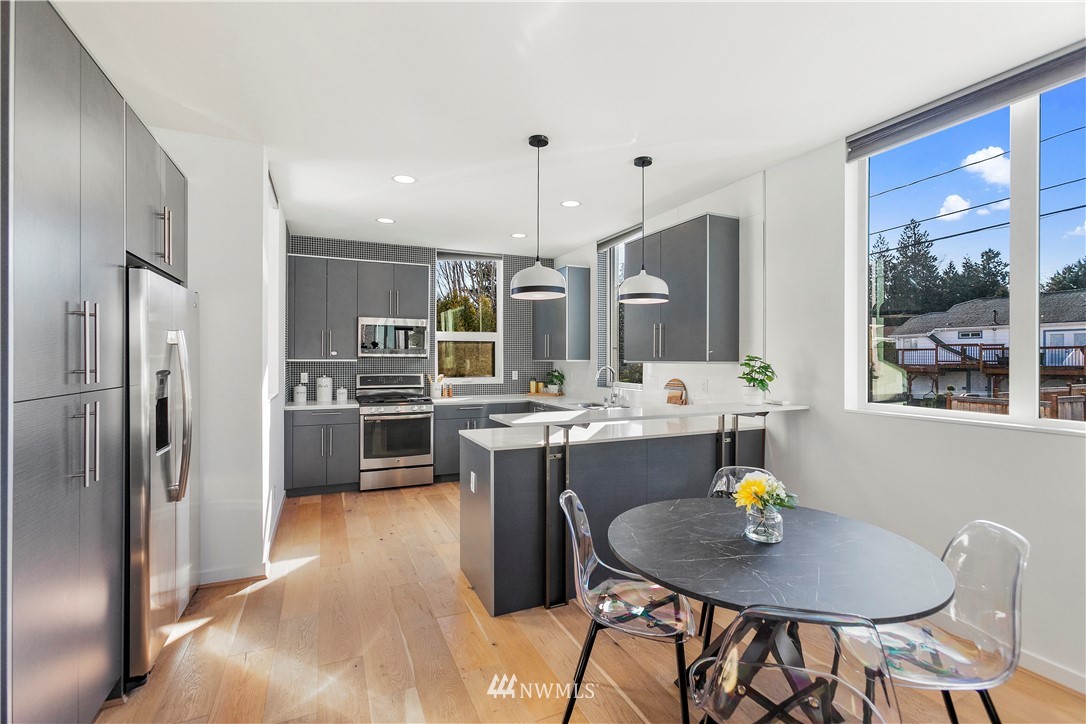 3911 Southwest Findlay Street Seattle, WA 98136 - Photo 19 of 38 Gallery Image 19