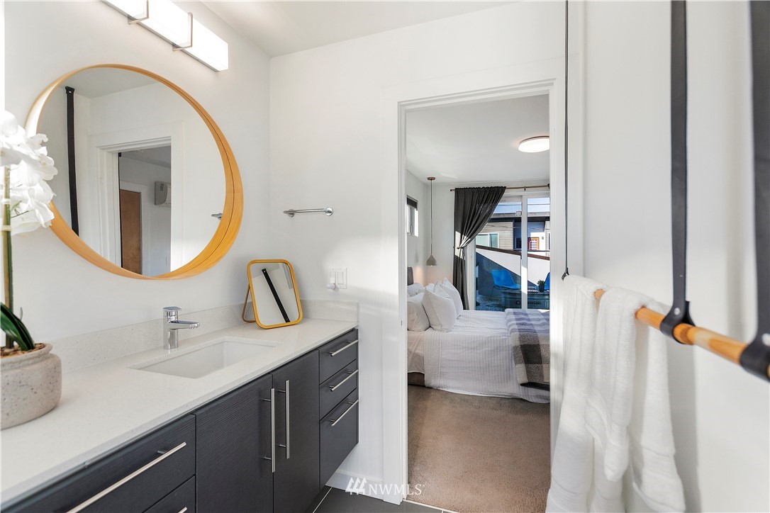 3911 Southwest Findlay Street Seattle, WA 98136 - Photo 30 of 38 Gallery Image 30