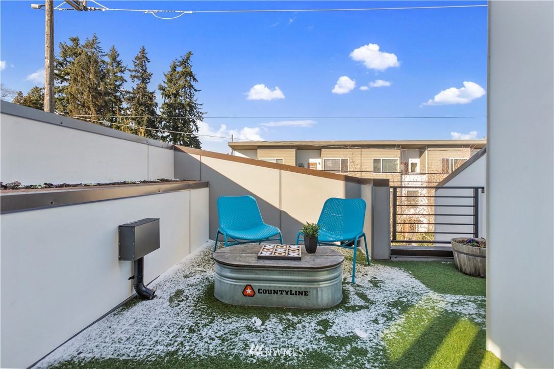 3911 Southwest Findlay Street Seattle, WA 98136 - Photo 32 of 38 Gallery Image 32