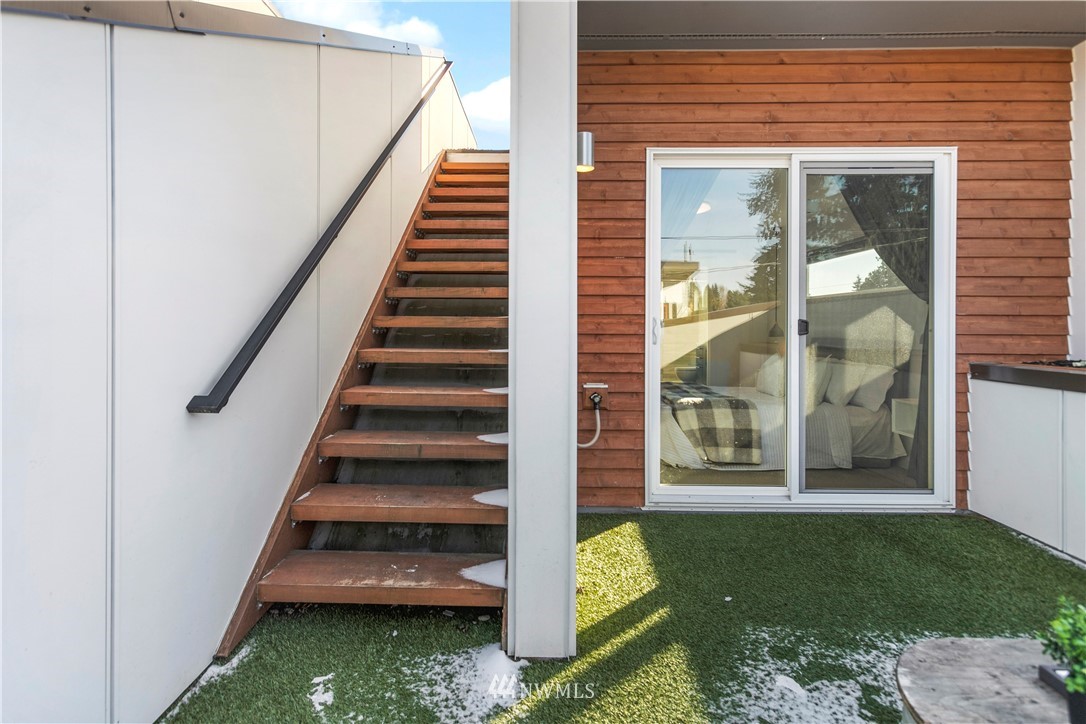 3911 Southwest Findlay Street Seattle, WA 98136 - Photo 33 of 38 Gallery Image 33