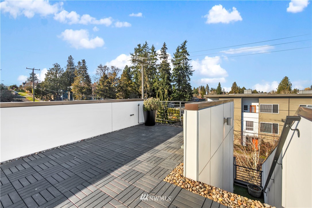 3911 Southwest Findlay Street Seattle, WA 98136 - Photo 34 of 38 Gallery Image 34