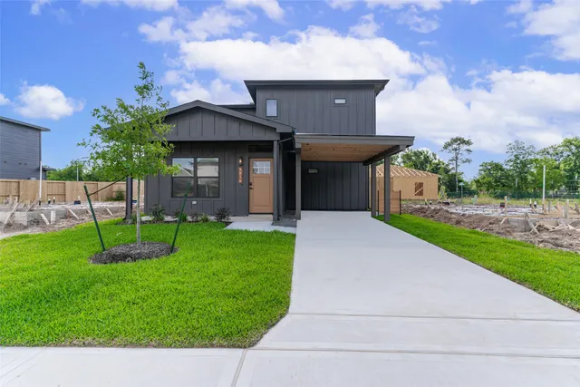 $299,000 | 9916 Dipping Woods Street, Houston, TX 77076