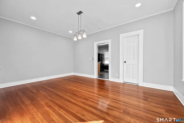 $2,200 | 59 Grand Street, Middletown, CT 06457