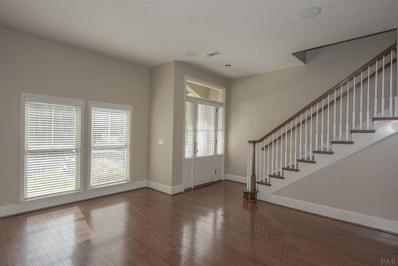 527 North Spring Street, Unit 5 Pensacola, FL 32501 - Photo 14 of 50
