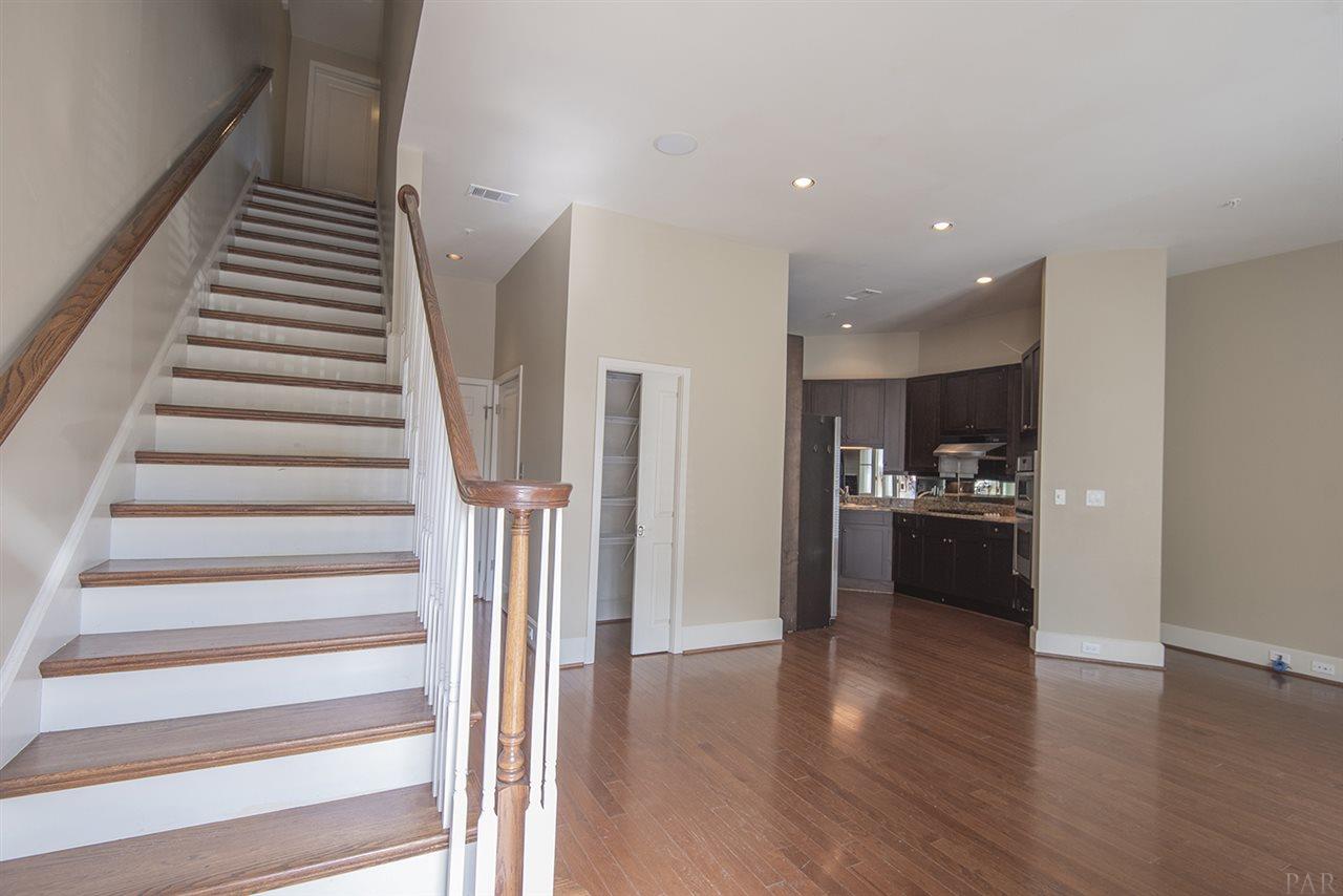 527 North Spring Street, Unit 5 Pensacola, FL 32501 - Photo 16 of 50