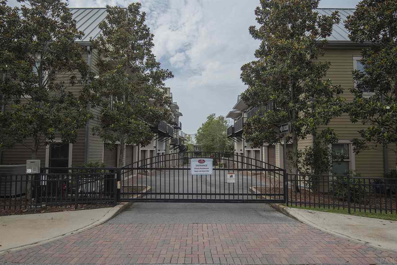 527 North Spring Street, Unit 5 Pensacola, FL 32501 - Photo 2 of 50
