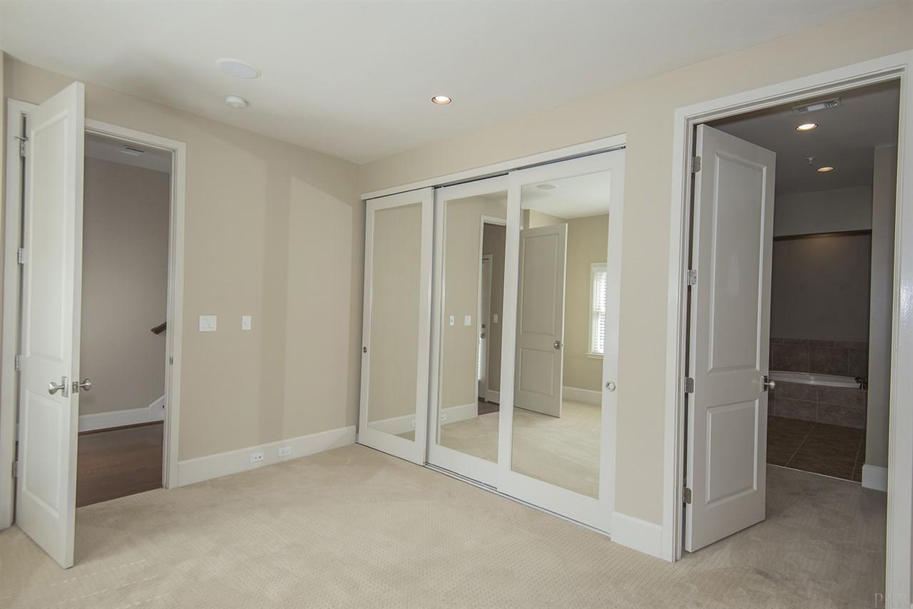 527 North Spring Street, Unit 5 Pensacola, FL 32501 - Photo 25 of 50