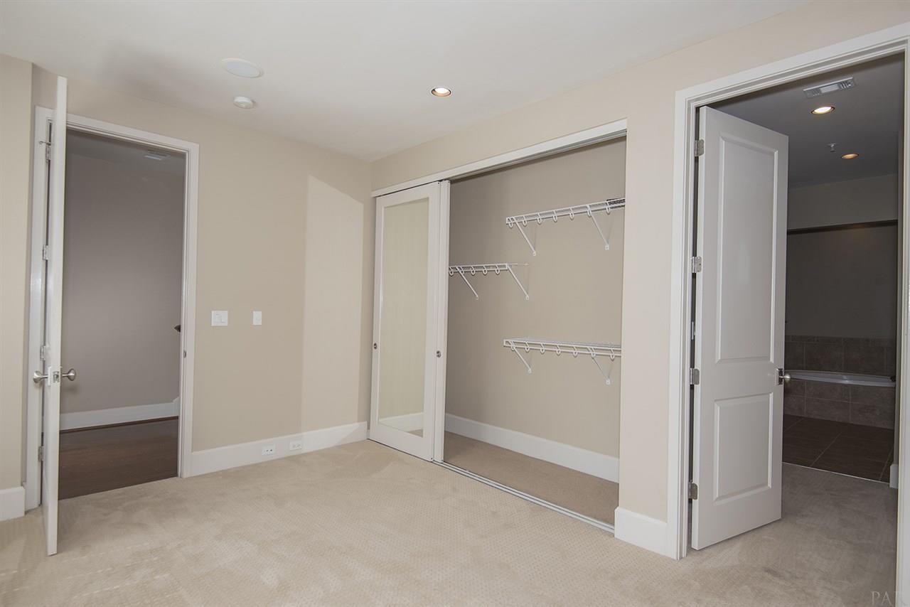 527 North Spring Street, Unit 5 Pensacola, FL 32501 - Photo 28 of 50