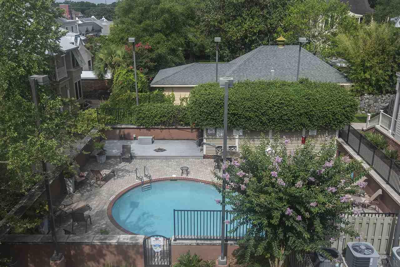 527 North Spring Street, Unit 5 Pensacola, FL 32501 - Photo 3 of 50