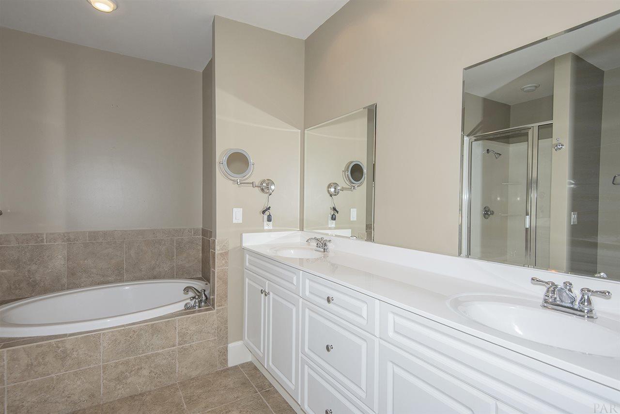 527 North Spring Street, Unit 5 Pensacola, FL 32501 - Photo 43 of 50