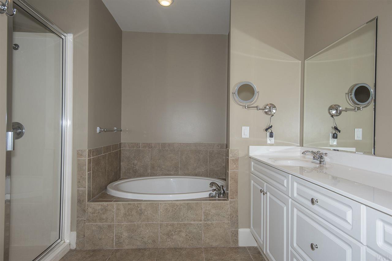 527 North Spring Street, Unit 5 Pensacola, FL 32501 - Photo 44 of 50