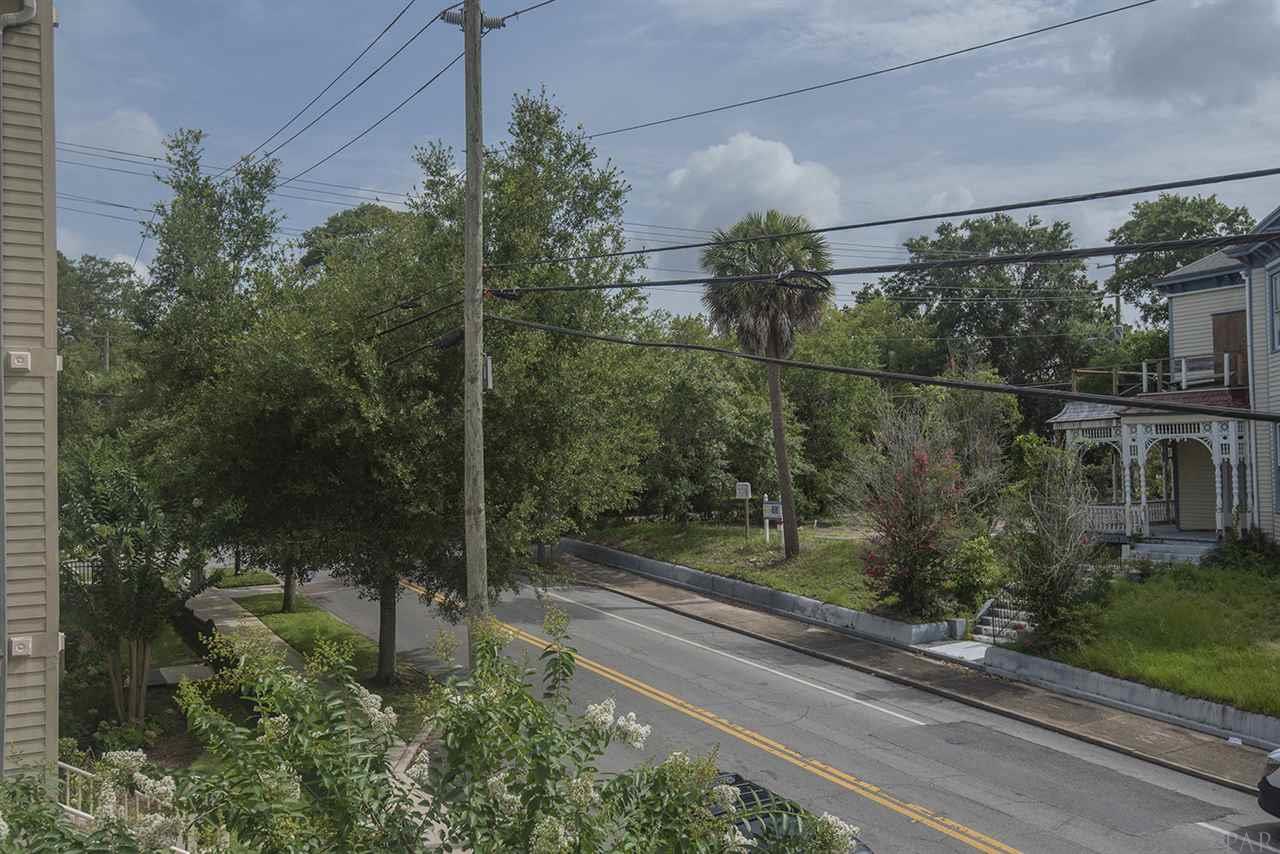 527 North Spring Street, Unit 5 Pensacola, FL 32501 - Photo 50 of 50