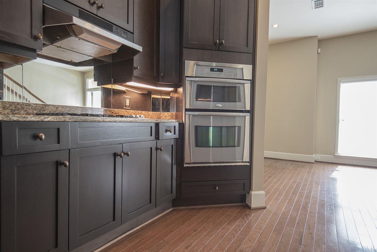 527 North Spring Street, Unit 5 Pensacola, FL 32501 - Photo 8 of 50