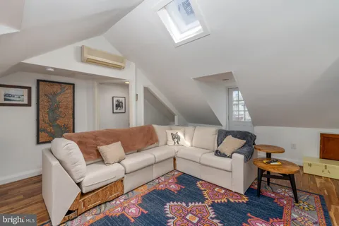 $515,000 | 521 South Ann Street, Baltimore, MD 21231