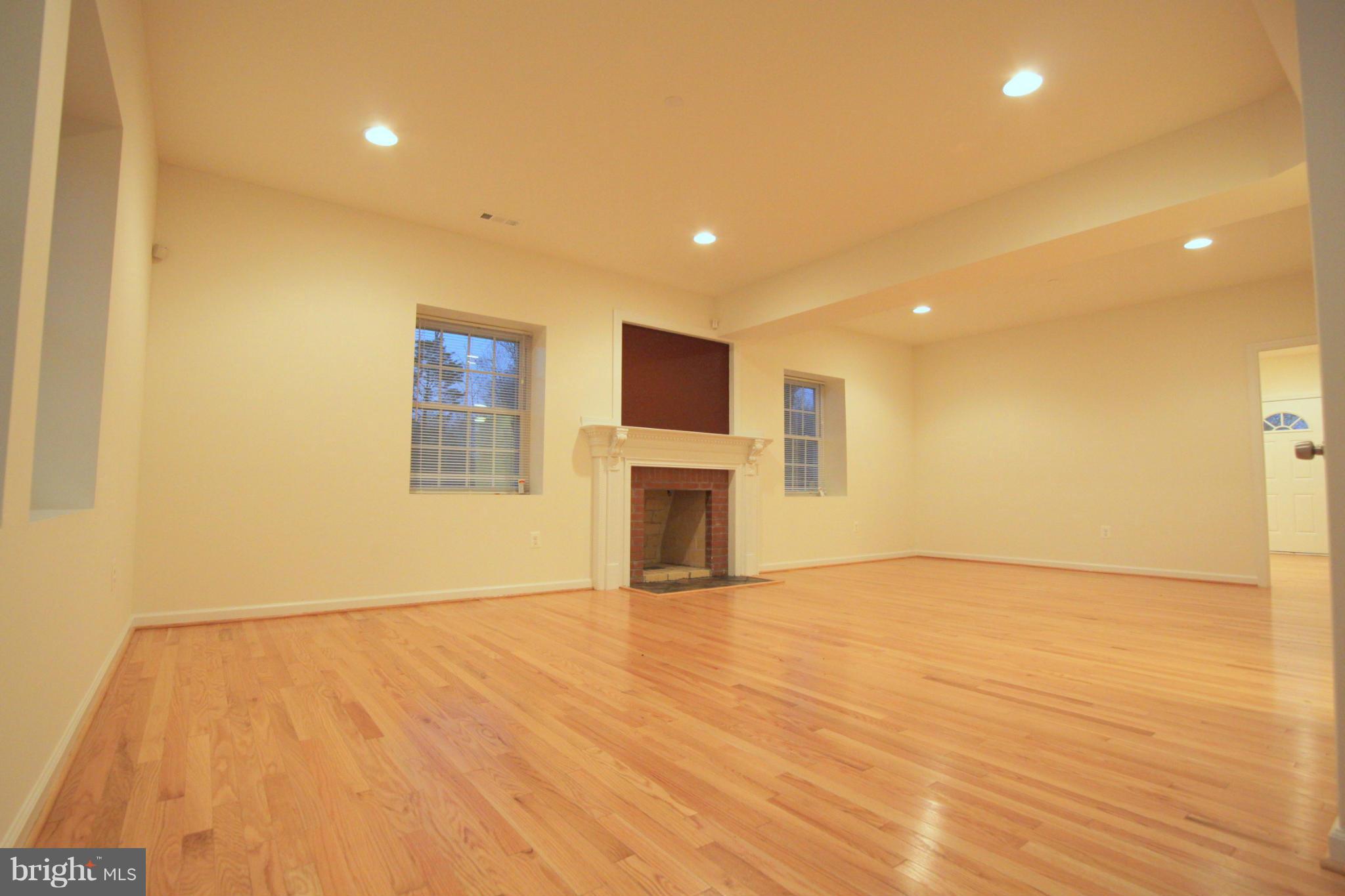 23100 Neck Road Aquasco, MD 20608 - Photo 5 of 30 Living Room 2
