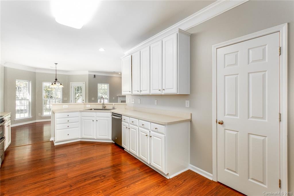 2523 Sandy Ridge Lane Matthews, NC 28105 - Photo 8 of 36 Gallery Image 8