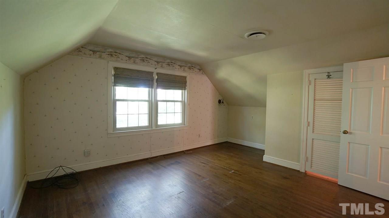 1421 Lynn Road Raleigh, NC 27612 - Photo 25 of 30