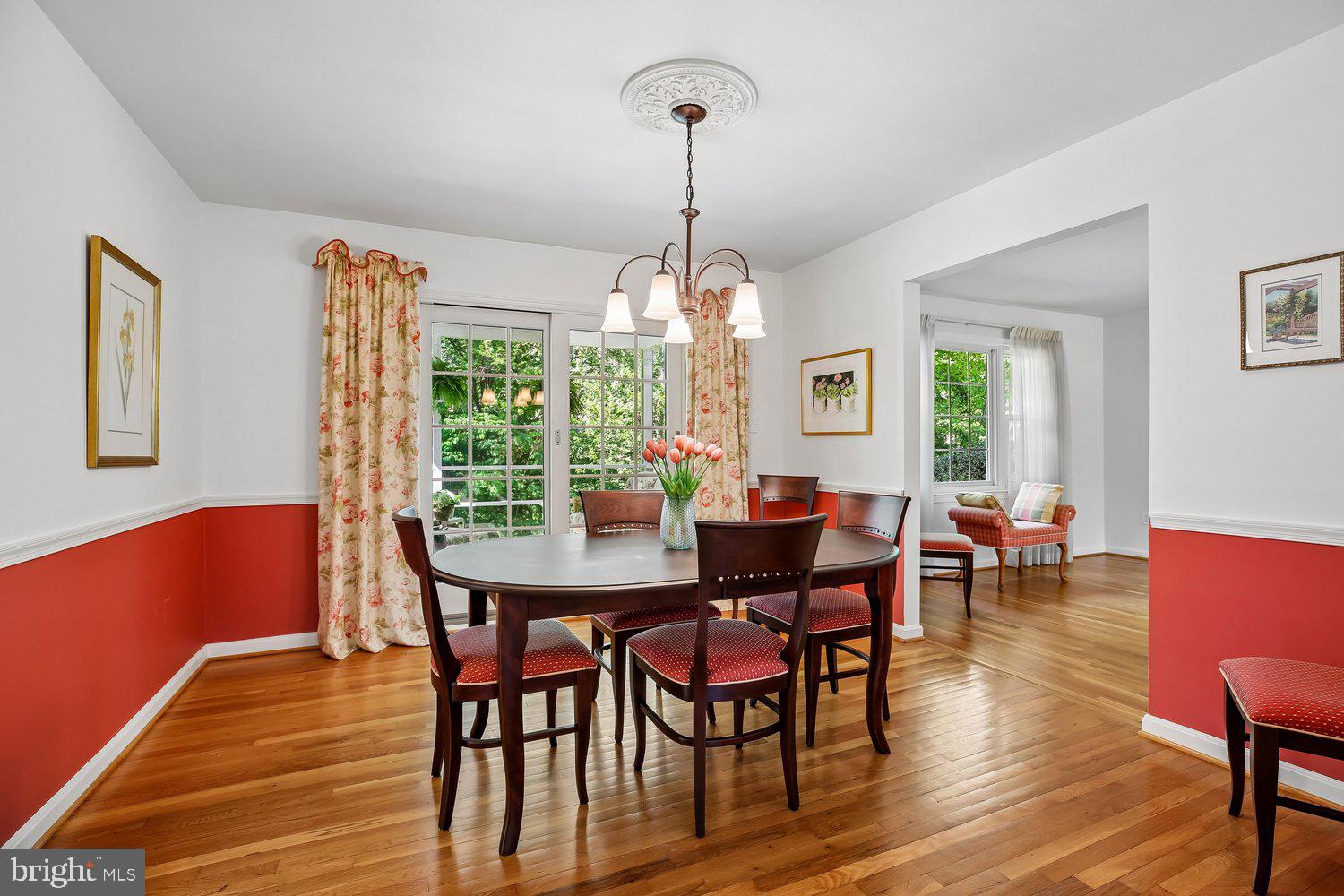 1525 Arbor View Road Silver Spring, MD 20902 - Photo 13 of 77 Dining Room