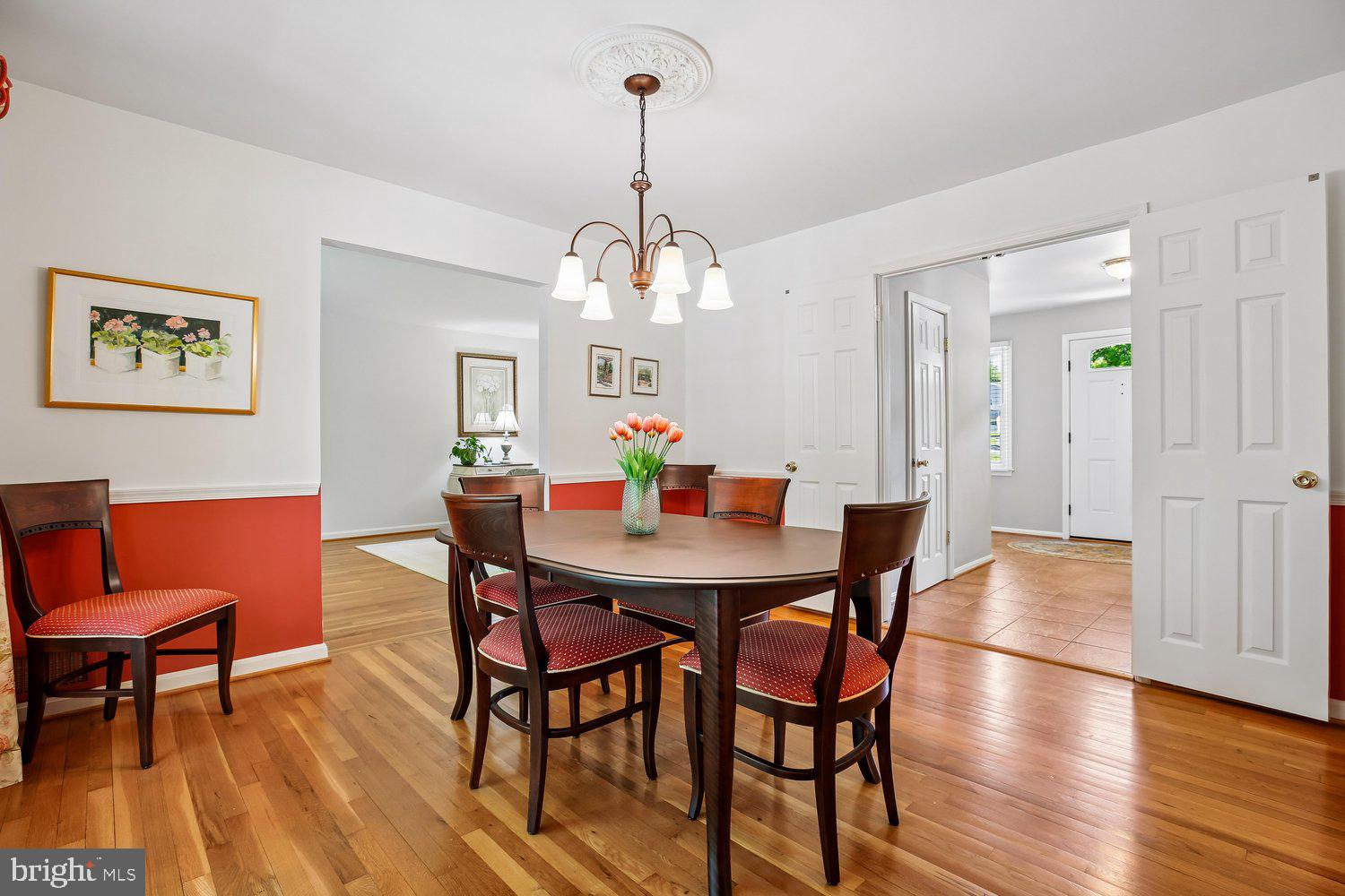 1525 Arbor View Road Silver Spring, MD 20902 - Photo 15 of 77 Dining Room
