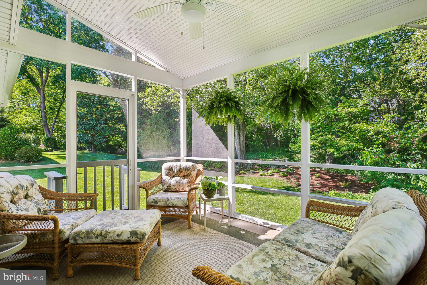 1525 Arbor View Road Silver Spring, MD 20902 - Photo 28 of 77 Screened Porch