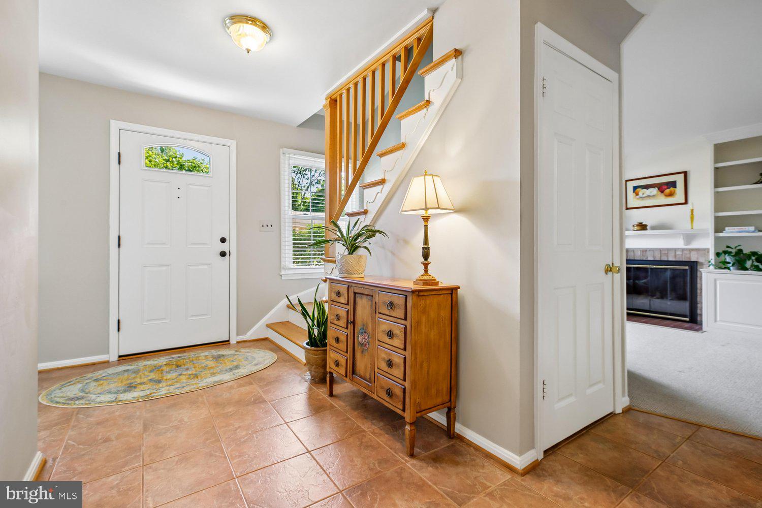 1525 Arbor View Road Silver Spring, MD 20902 - Photo 30 of 77 Hall