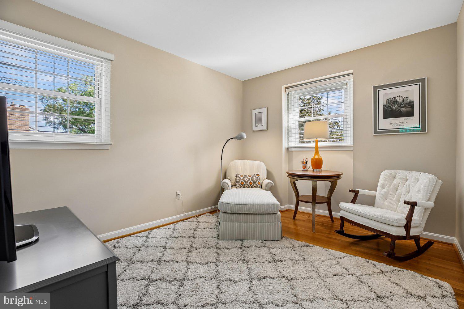 1525 Arbor View Road Silver Spring, MD 20902 - Photo 36 of 77 Sitting Room