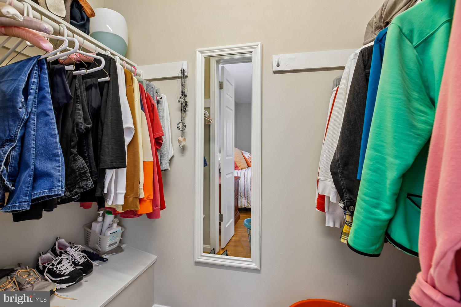 1525 Arbor View Road Silver Spring, MD 20902 - Photo 44 of 77 Walk In Closet