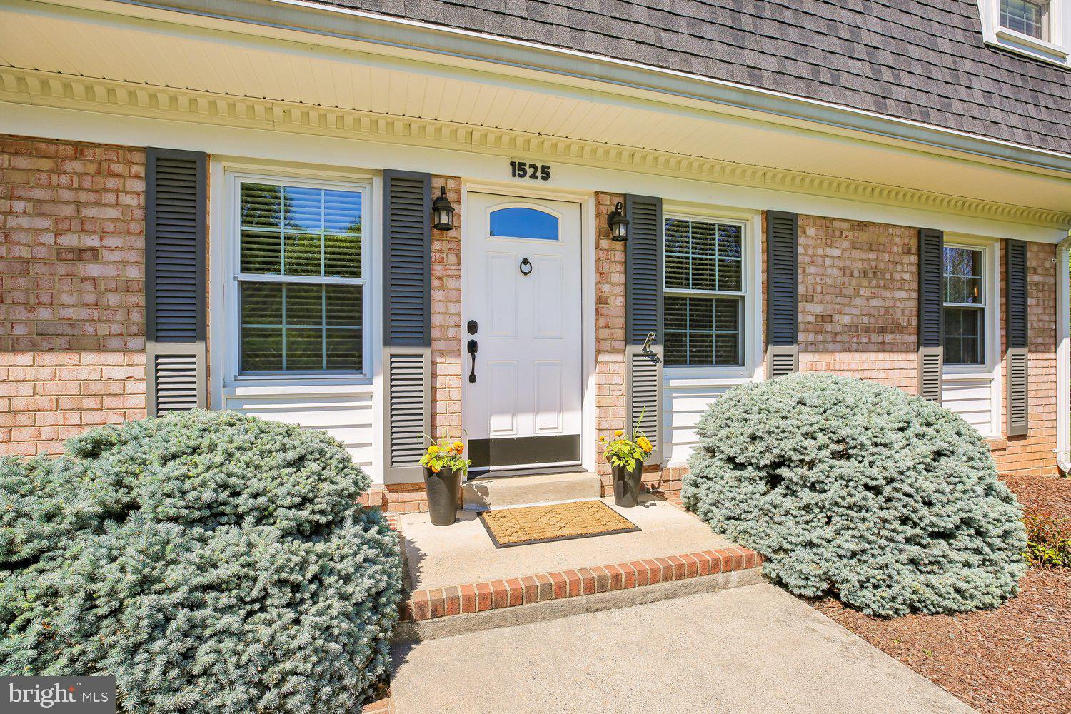 1525 Arbor View Road Silver Spring, MD 20902 - Photo 67 of 77 Porch
