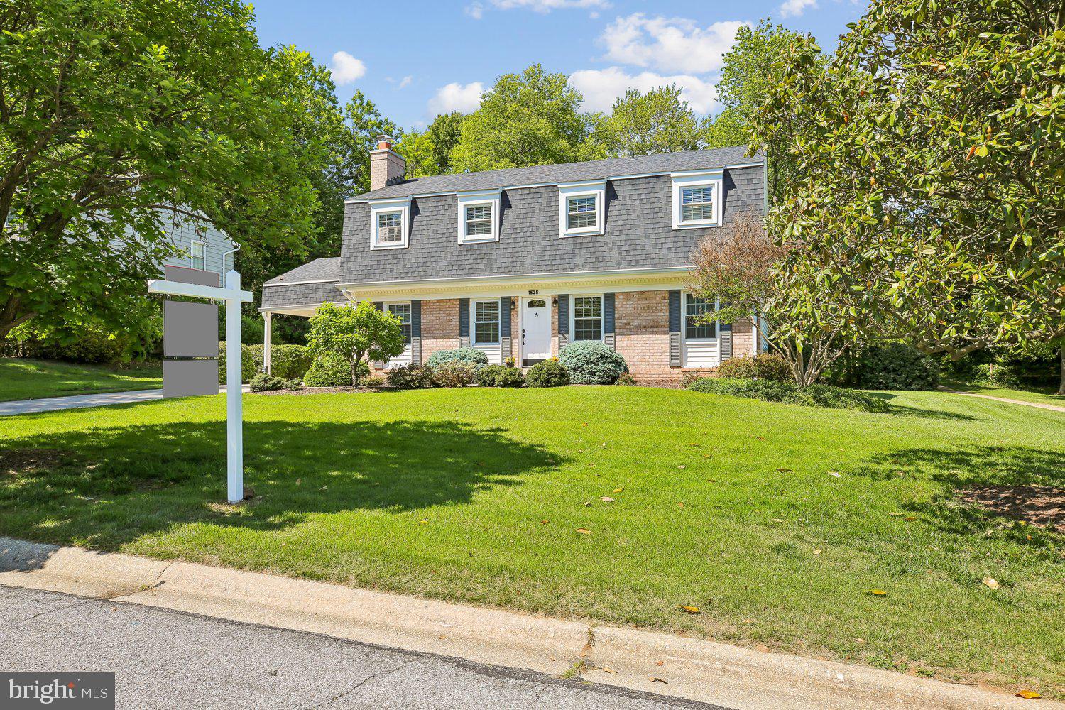 1525 Arbor View Road Silver Spring, MD 20902 - Photo 69 of 77 Front Elevation