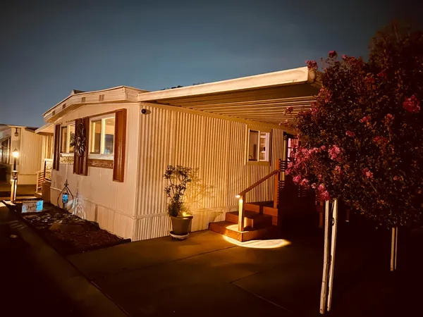 $114,500 | 225 North Akers Road, Unit 308, Visalia, CA 93291