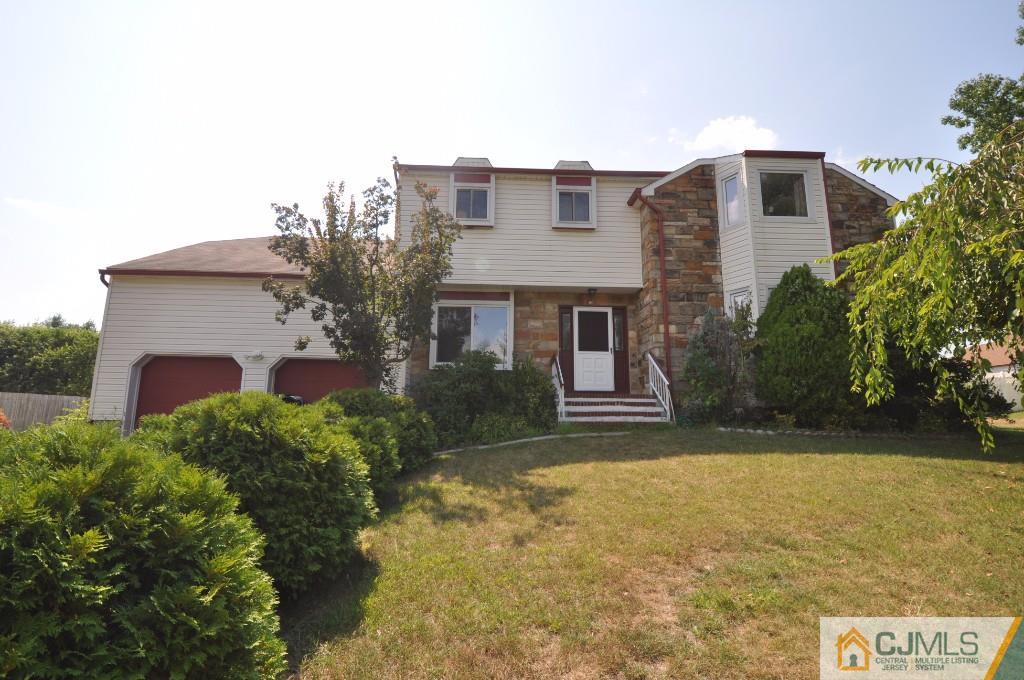 17 La Valencia Road Old Bridge, NJ 08857 - Photo 2 of 23 Gallery Image 2
