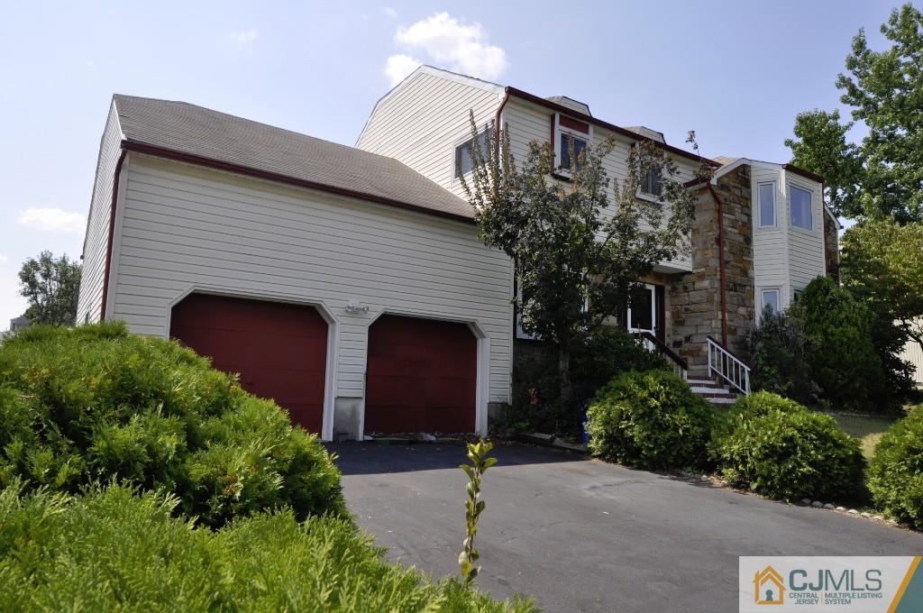 17 La Valencia Road Old Bridge, NJ 08857 - Photo 3 of 23 Gallery Image 3