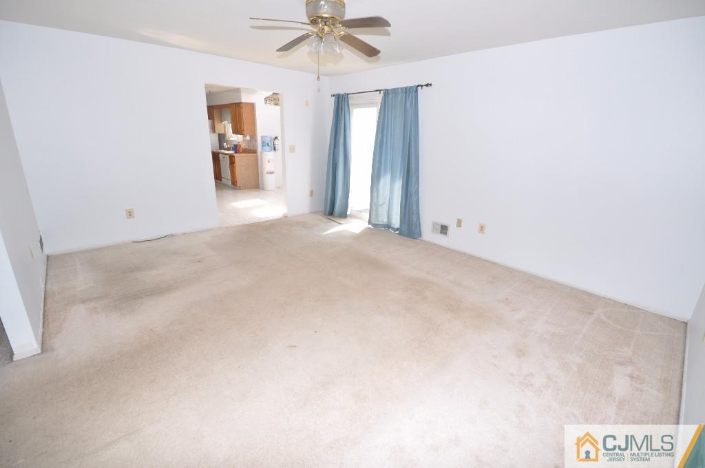 17 La Valencia Road Old Bridge, NJ 08857 - Photo 8 of 23 Gallery Image 8