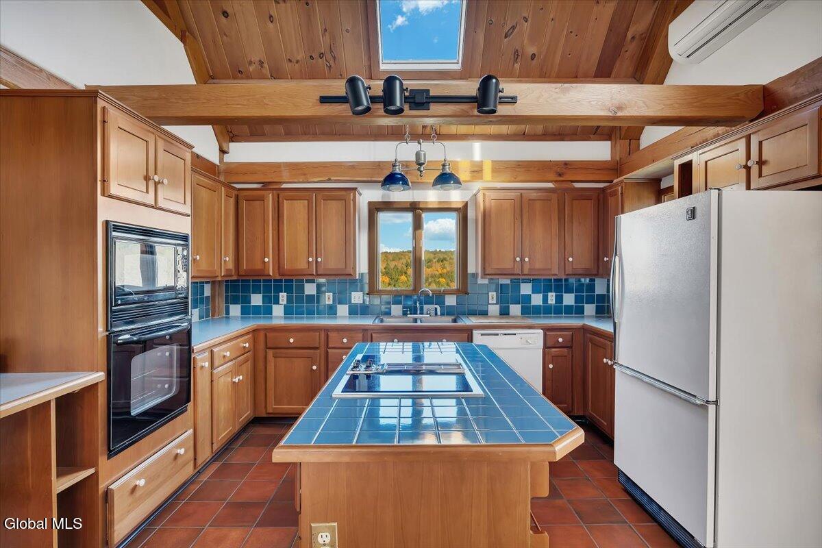 190 Ottaway Road Cooperstown, NY 13326 - Photo 10 of 53 003-P1583846