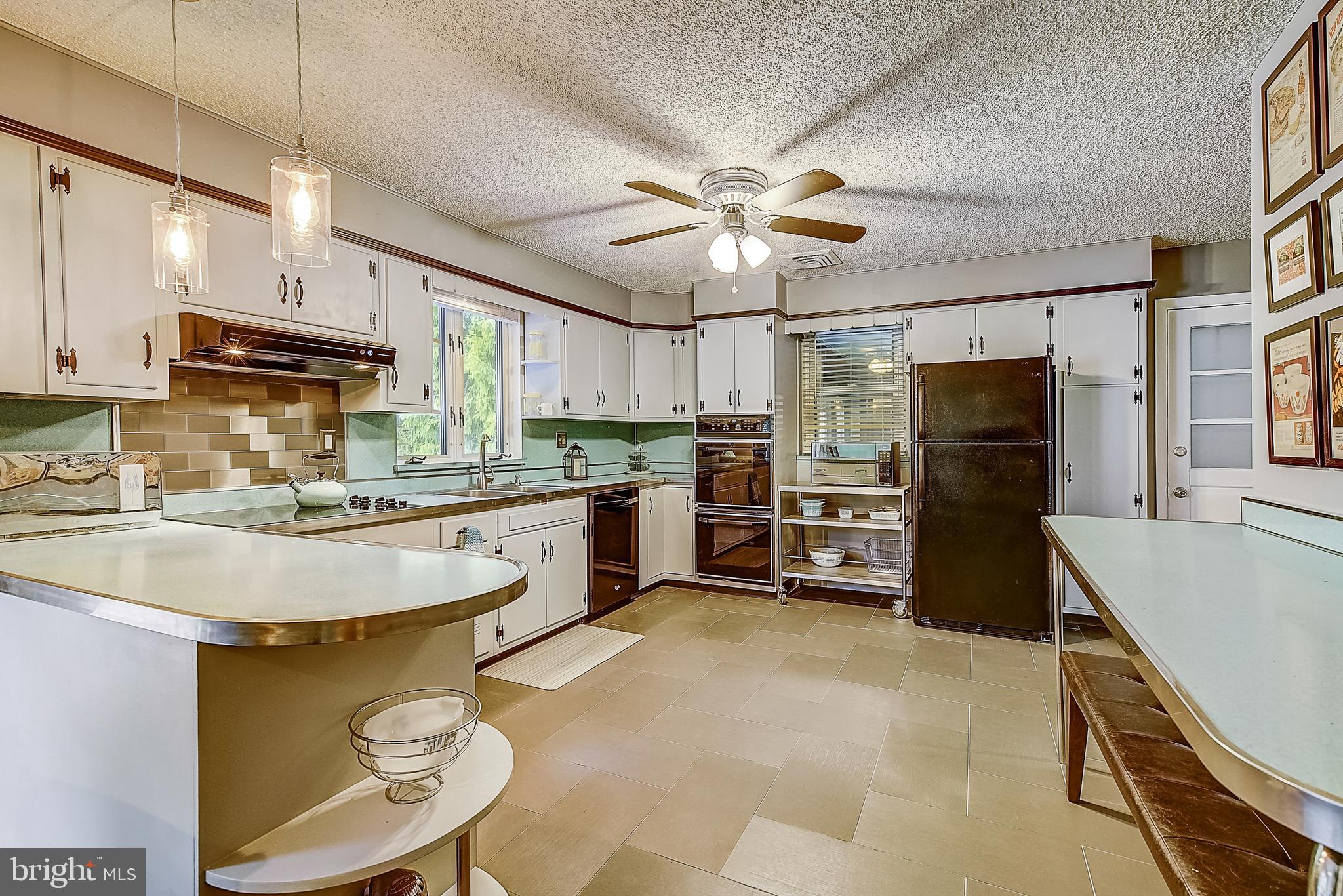 1120 Orchid Road Warminster, PA 18974 - Photo 15 of 44 Gallery Image 15