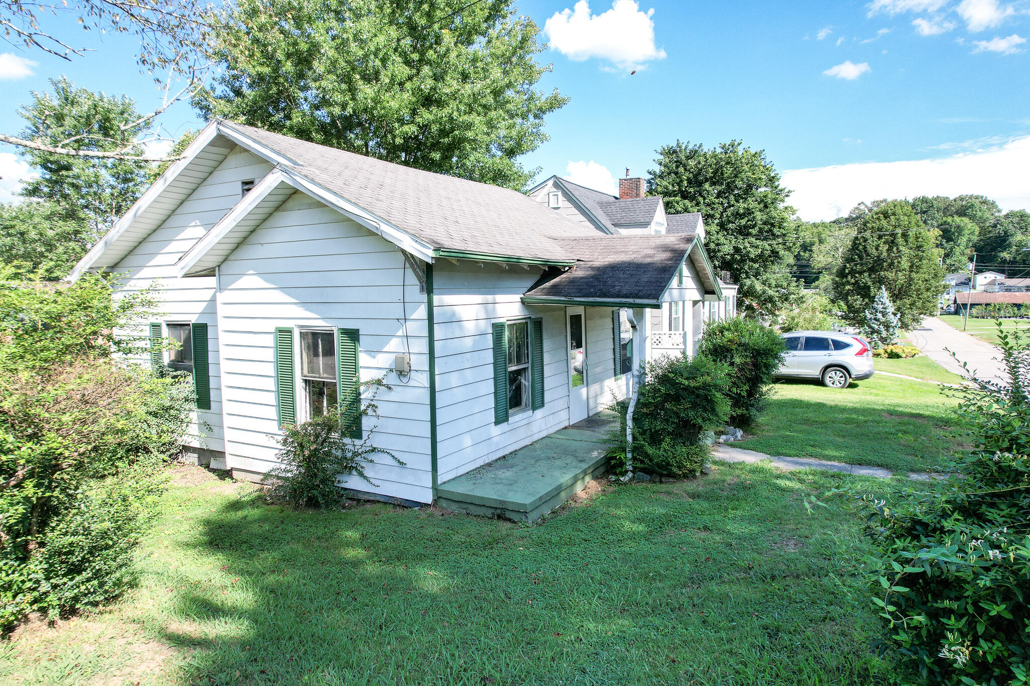 116 Spruce Street Greeneville, TN 37745 - Photo 10 of 27 DJI_0811