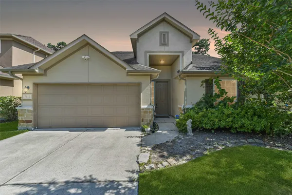 $359,000 | 7410 Lynnbrook Falls Lane, Humble, TX 77396
