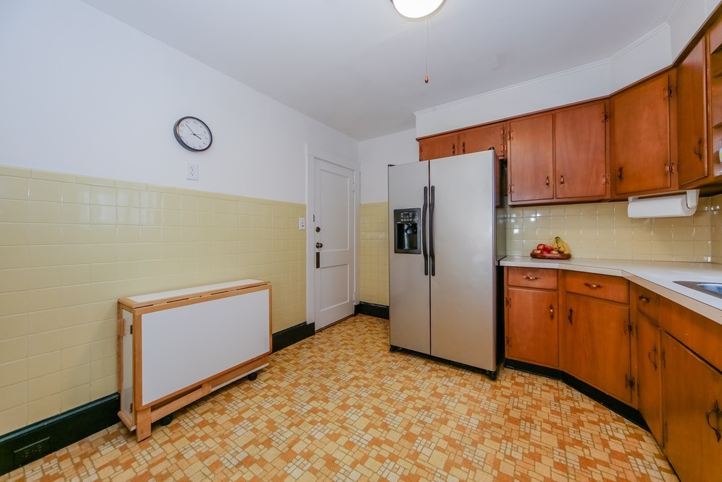87-89 Greaton Road Boston, MA 02132 - Photo 15 of 27 Gallery Image 15