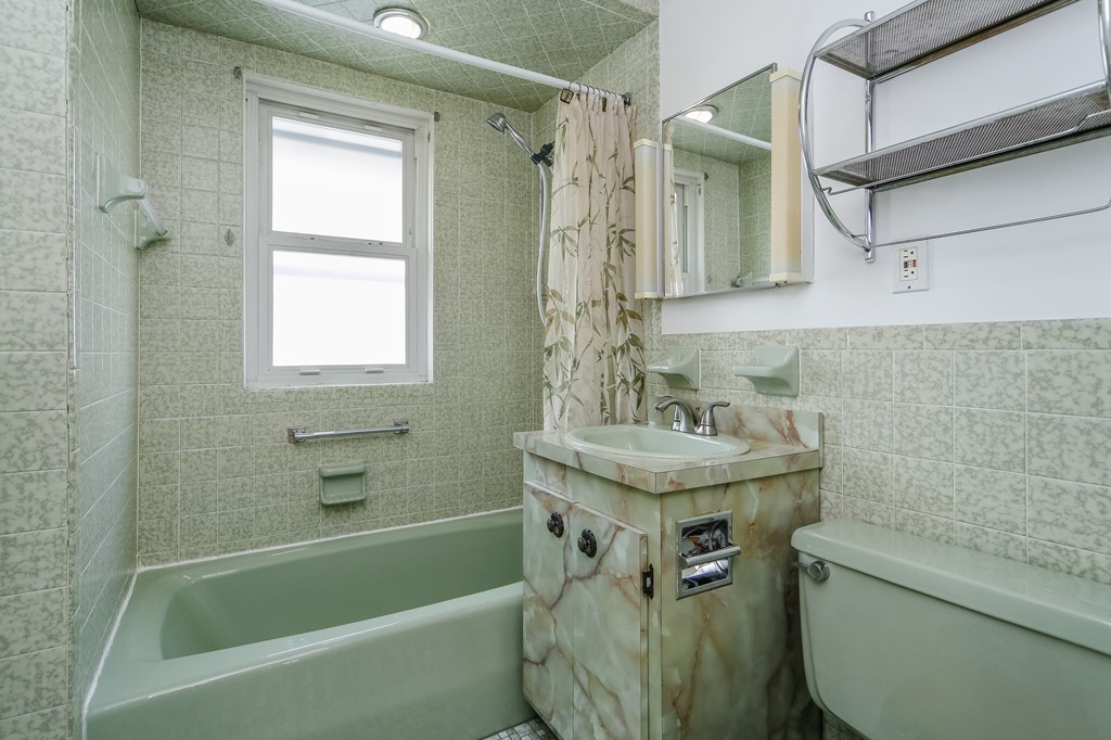 87-89 Greaton Road Boston, MA 02132 - Photo 16 of 27 Gallery Image 16