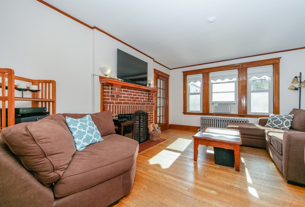 87-89 Greaton Road Boston, MA 02132 - Photo 9 of 27 Gallery Image 9