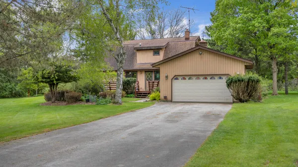 $389,000 | W438 Clement Circle, Osceola, WI 53010