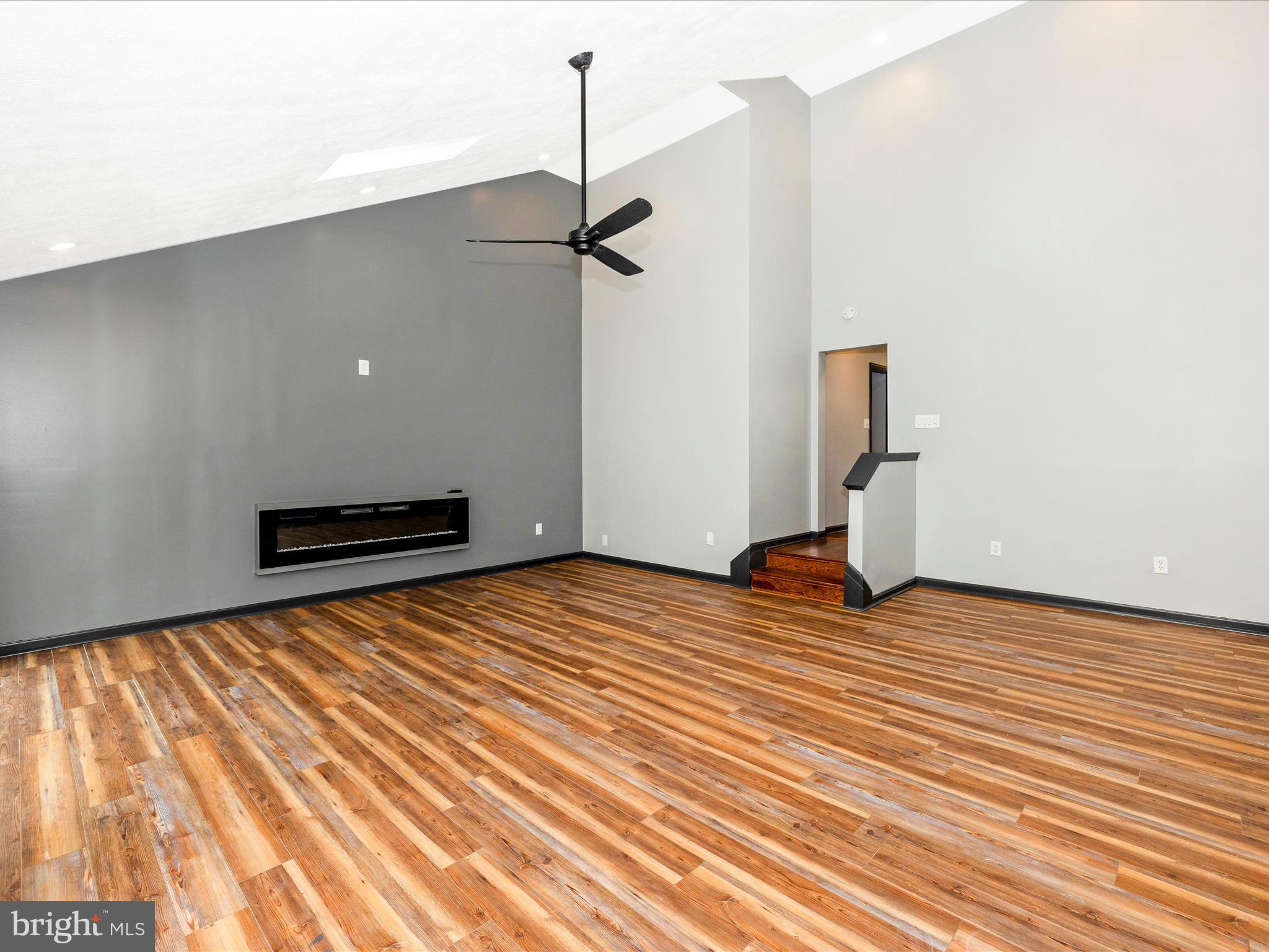 14004 Harrisville Road Mount Airy, MD 21771 - Photo 18 of 64 18-Family Room
