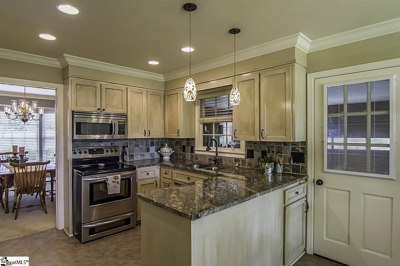 2 Heatherbrook Road Greenville, SC 29615 - Photo 12 of 31 Gallery Image 12