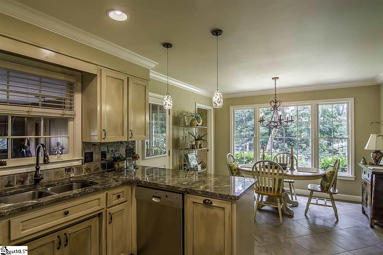 2 Heatherbrook Road Greenville, SC 29615 - Photo 13 of 31 Gallery Image 13