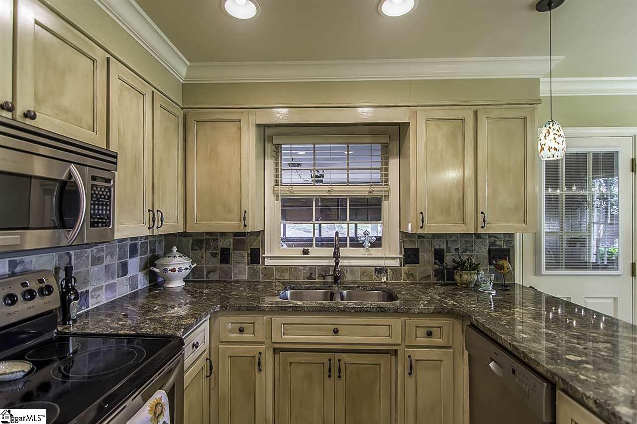 2 Heatherbrook Road Greenville, SC 29615 - Photo 15 of 31 Gallery Image 15