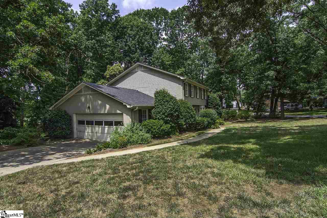 2 Heatherbrook Road Greenville, SC 29615 - Photo 3 of 31 Gallery Image 3