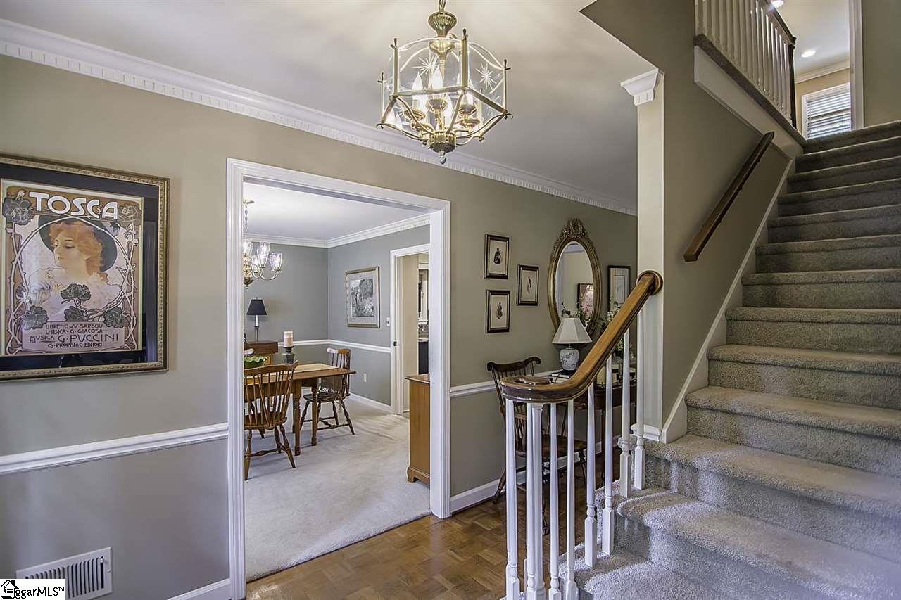 2 Heatherbrook Road Greenville, SC 29615 - Photo 4 of 31 Gallery Image 4