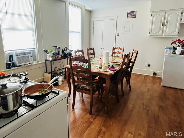 $159,900 | 703 North Carolina Street, Louisiana, MO 63353